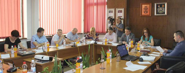 У политици због – Врањанаца